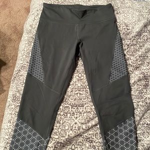 C9 by Champion navy green capris leggings medium